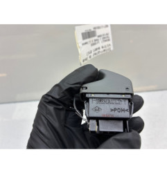 Interrupteur de leve vitre avant droit RENAULT TWINGO 1