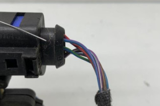 Serrure avant droit SKODA FABIA 1