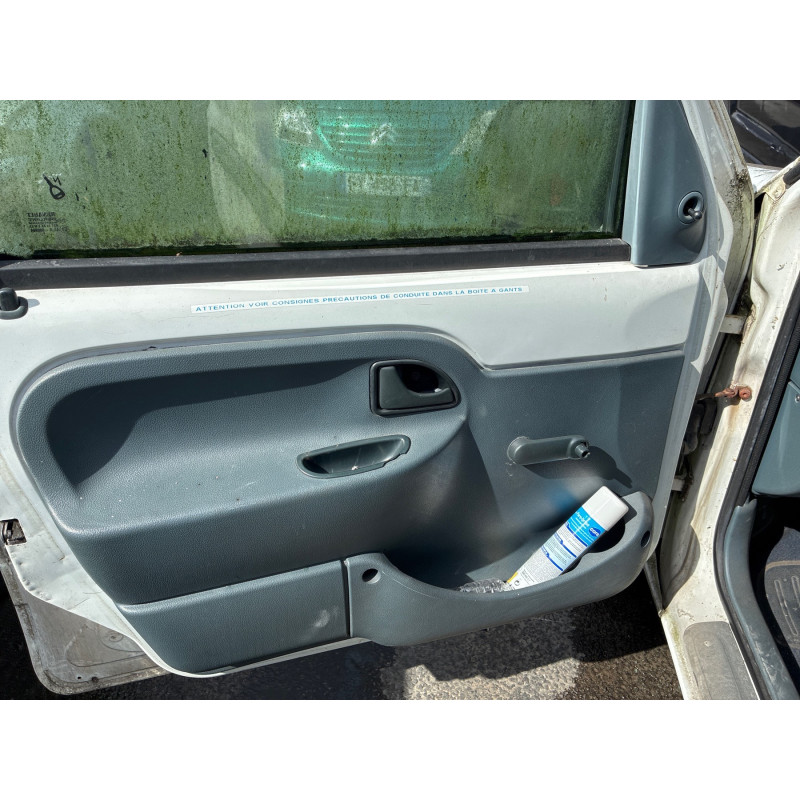 RENAULT KANGOO 1 PHASE 1 1.4i - 8V Photo n°12