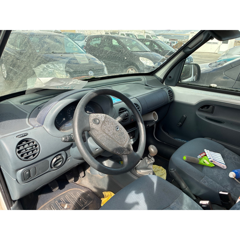 RENAULT KANGOO 1 PHASE 1 1.4i - 8V Photo n°13