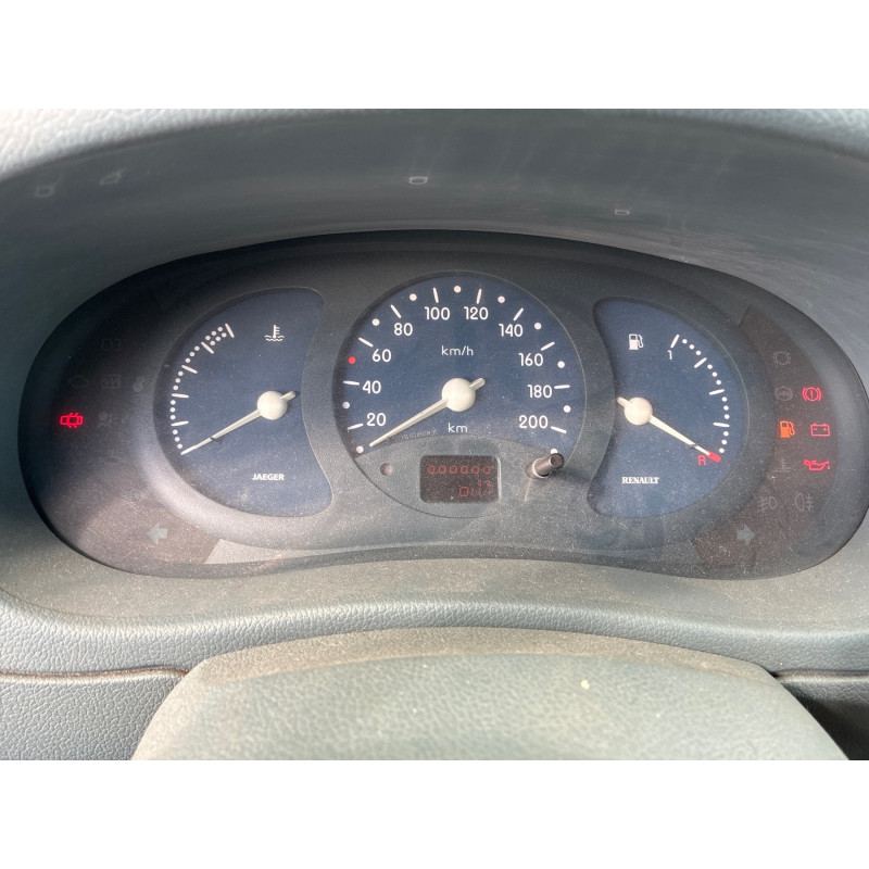 RENAULT KANGOO 1 PHASE 1 1.4i - 8V Photo n°15