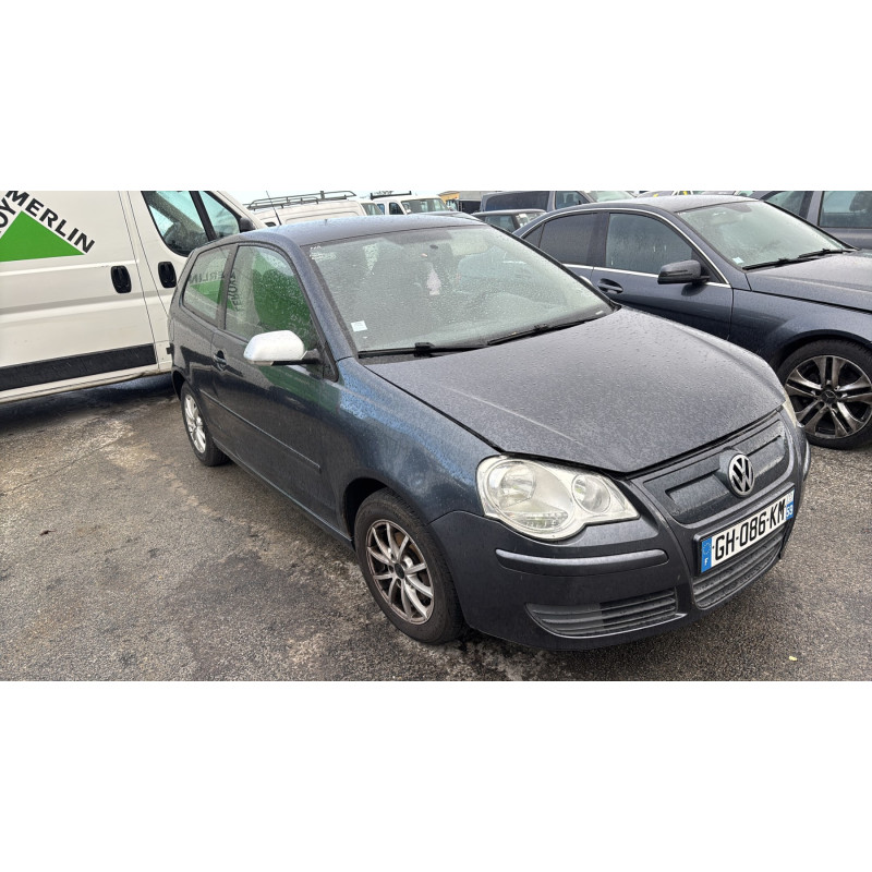 Pare boue avant gauche VOLKSWAGEN POLO 4 Photo n°6