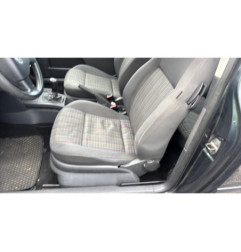 Pare boue avant gauche VOLKSWAGEN POLO 4