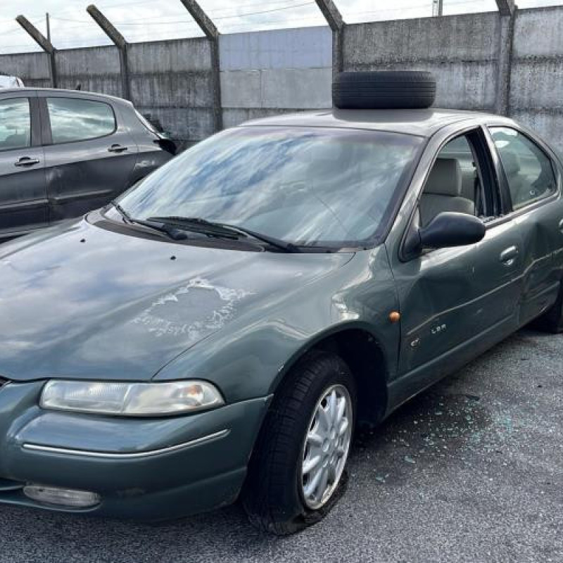 Feu arriere principal droit (feux) CHRYSLER STRATUS Photo n°5
