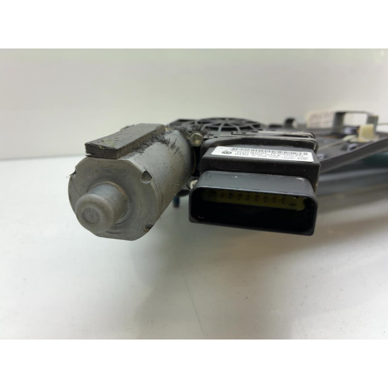 Leve vitre electrique arriere droit VOLKSWAGEN EOS Photo n°3