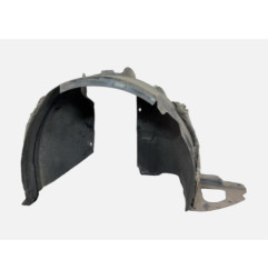 Pare boue avant droit PEUGEOT 208 1