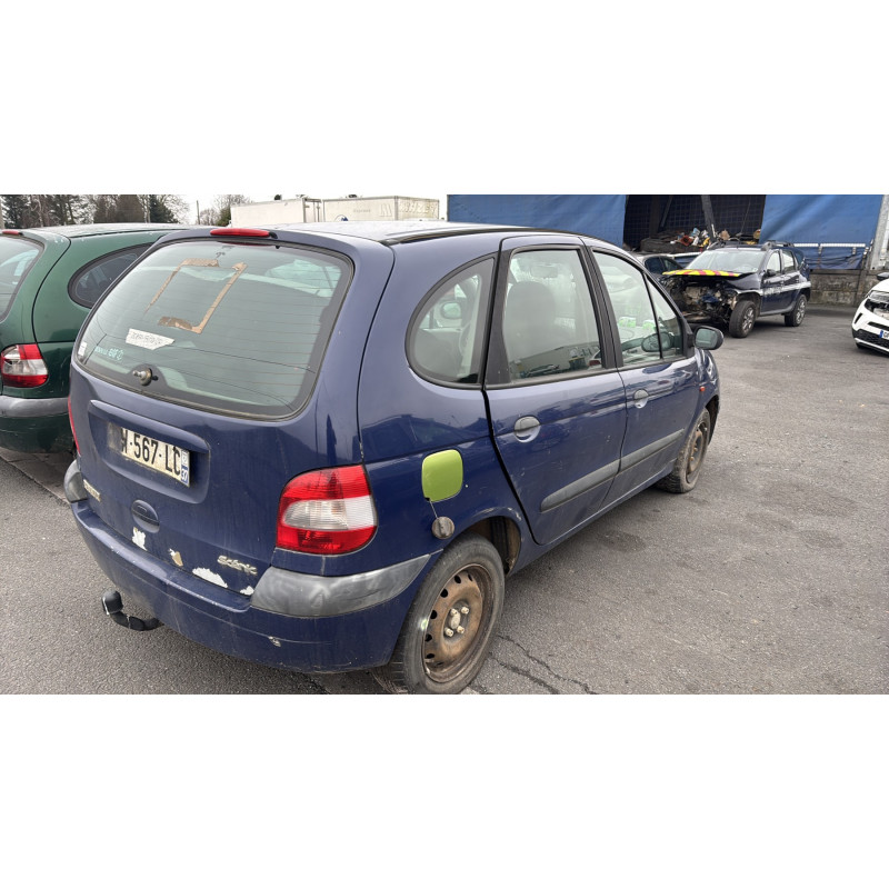 Compresseur clim RENAULT SCENIC 1 Photo n°10