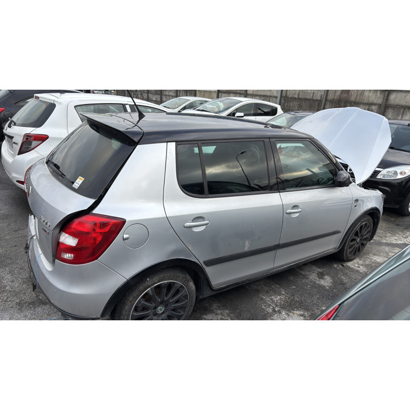 Plage arriere SKODA FABIA 2 Photo n°18