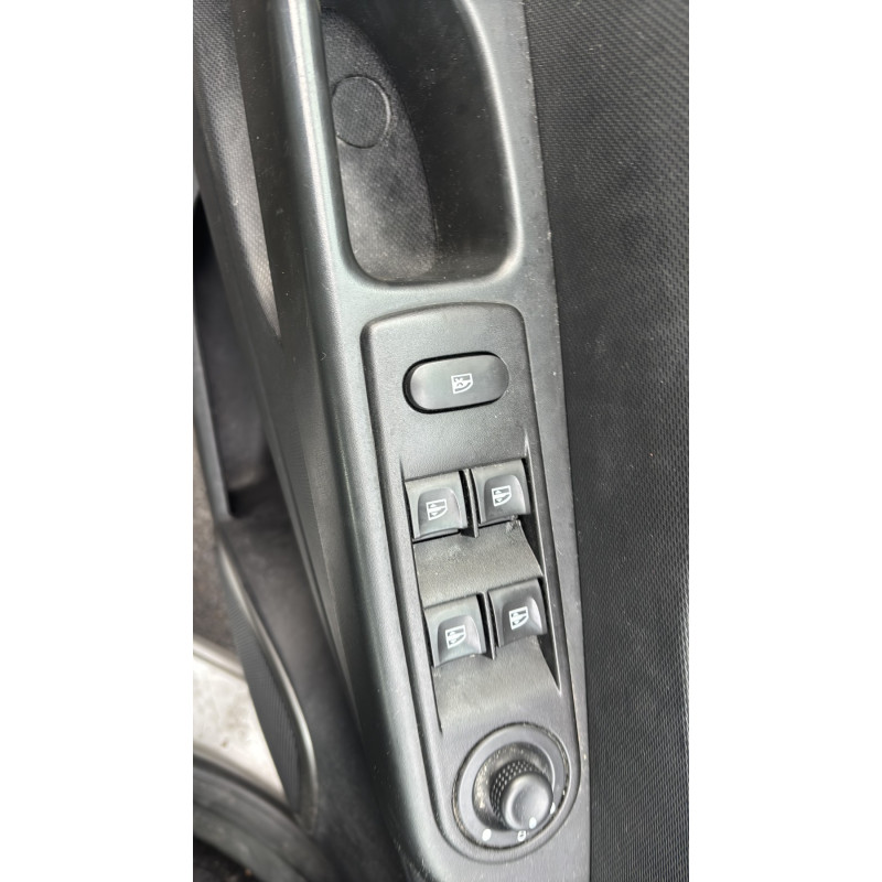 Commodo phare RENAULT CAPTUR 1 Photo n°18