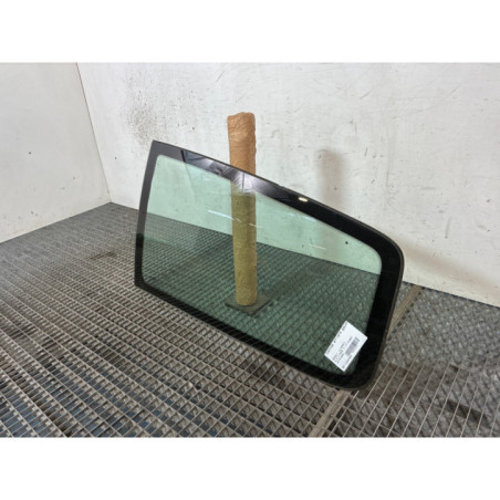 Custode arriere gauche RENAULT CLIO 2