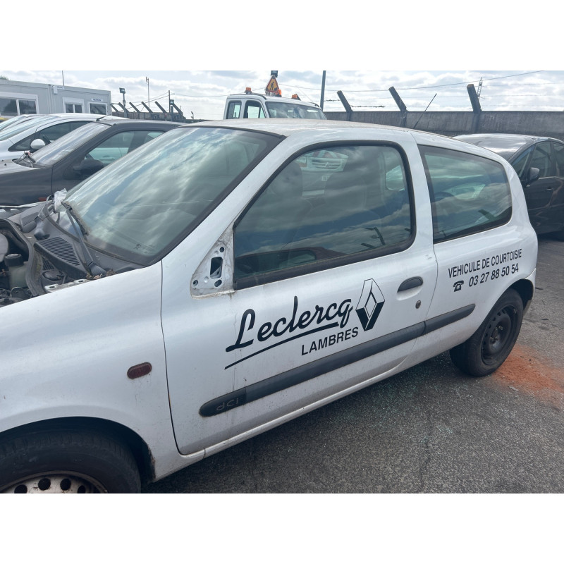 Leve vitre electrique avant droit RENAULT CLIO 2 Photo n°13