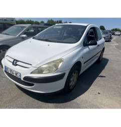 Pare boue avant droit PEUGEOT 307