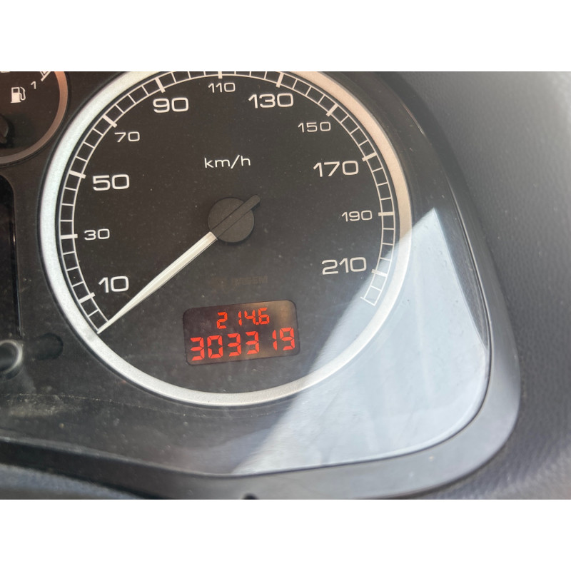 Pare boue avant droit PEUGEOT 307 Photo n°7