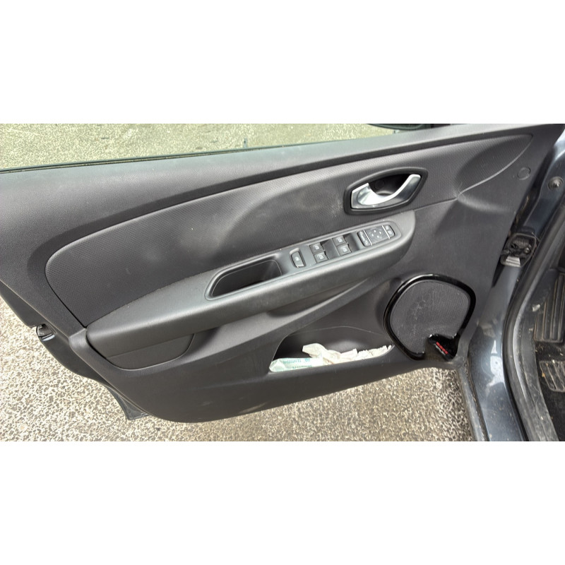 Custode avant gauche (porte) RENAULT CLIO 4 Photo n°14