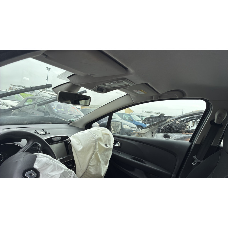 Custode avant gauche (porte) RENAULT CLIO 4 Photo n°17
