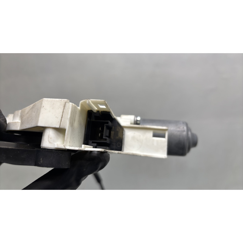Leve vitre electrique arriere droit AUDI A4 3 Photo n°5