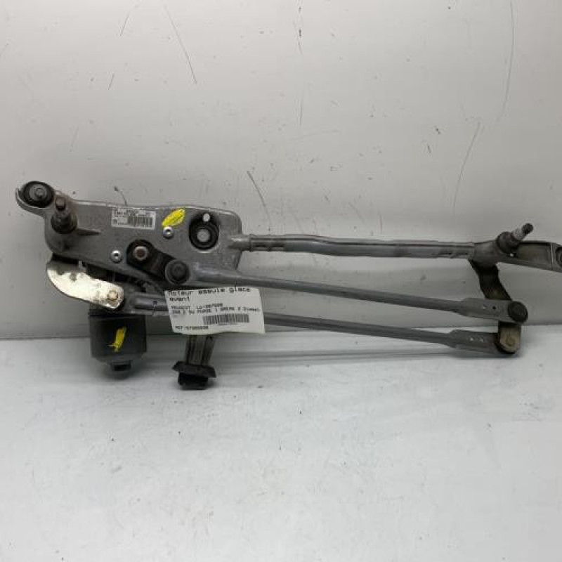 Moteur essuie glace avant PEUGEOT 308 2 SW Photo n°1