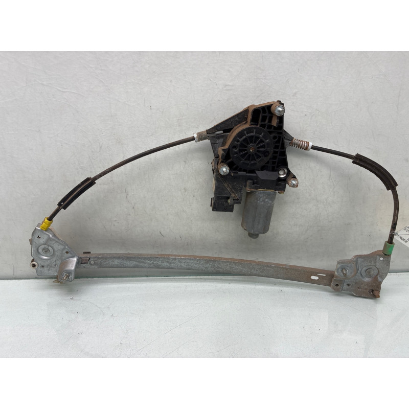 Leve vitre electrique avant gauche PEUGEOT 406 Photo n°3