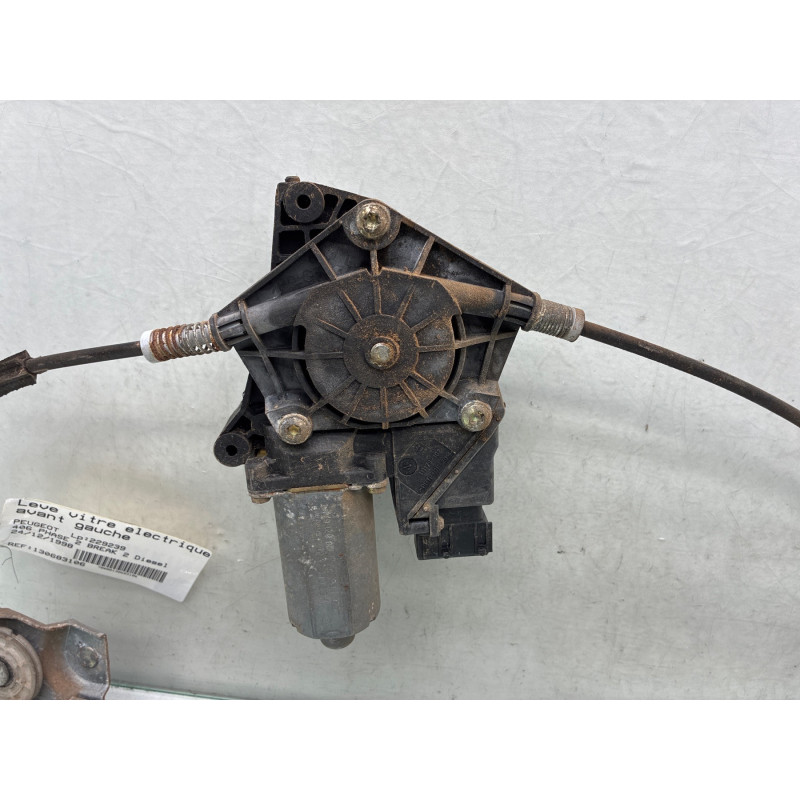 Leve vitre electrique avant gauche PEUGEOT 406 Photo n°4