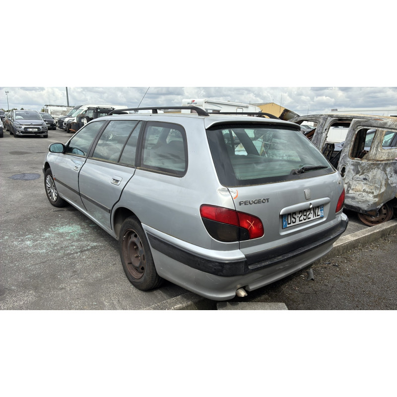 Leve vitre electrique avant gauche PEUGEOT 406 Photo n°10