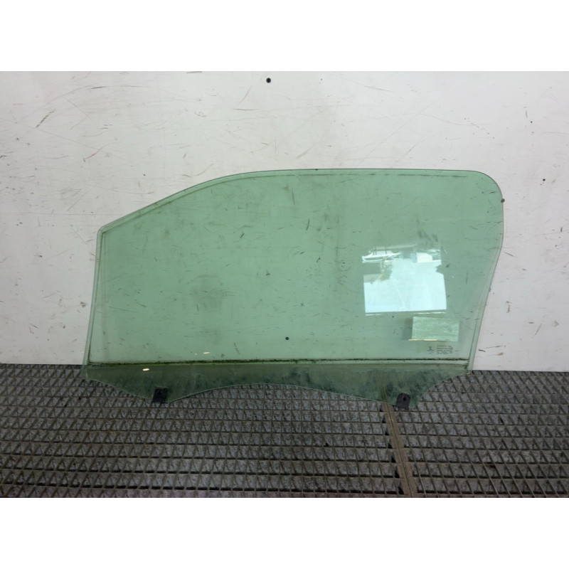 Vitre avant droit DS DS3 Photo n°4