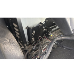 Serrure avant gauche DACIA DUSTER 1