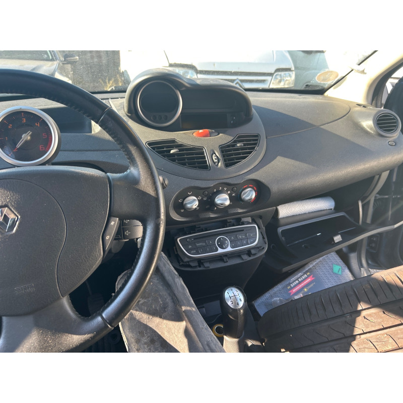 Vitre avant gauche RENAULT TWINGO 2 Photo n°20