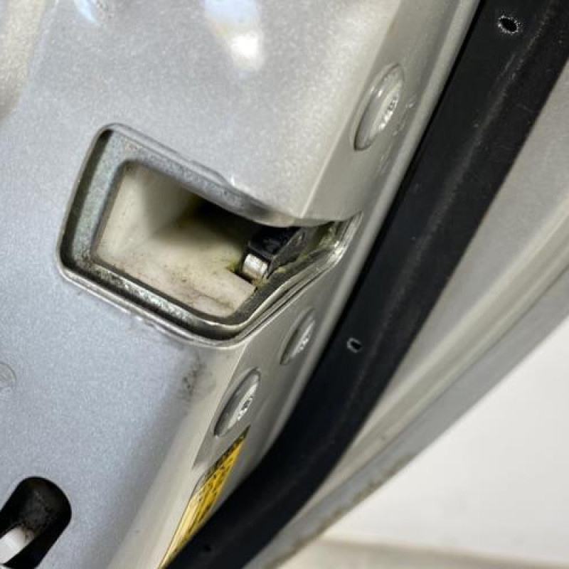 Porte arriere droit SUZUKI SWIFT 3 Photo n°6