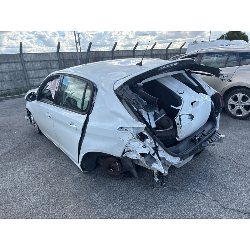 PEUGEOT 308 2 PHASE 2 1.5 BLUE HDI - 16V TURBO Photo n°4