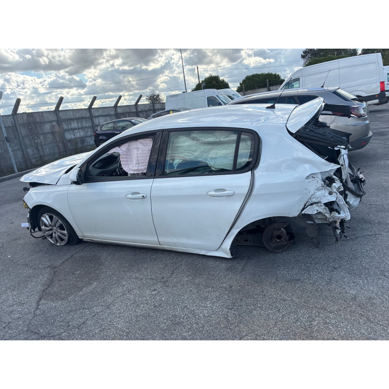 PEUGEOT 308 2 PHASE 2 1.5 BLUE HDI - 16V TURBO Photo n°8