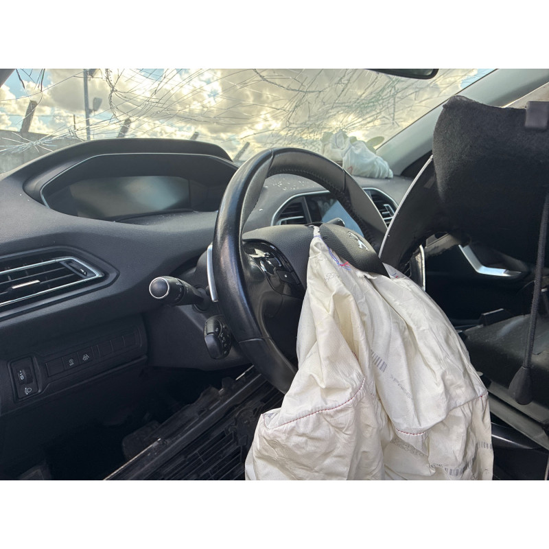 PEUGEOT 308 2 PHASE 2 1.5 BLUE HDI - 16V TURBO Photo n°11