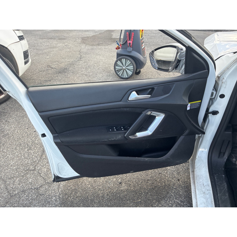 PEUGEOT 308 2 PHASE 2 1.5 BLUE HDI - 16V TURBO Photo n°12