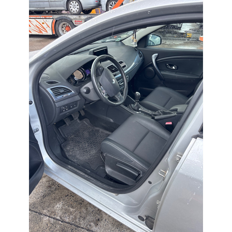 RENAULT MEGANE 3 PHASE 3 1.5 DCI - 8V TURBO Photo n°1