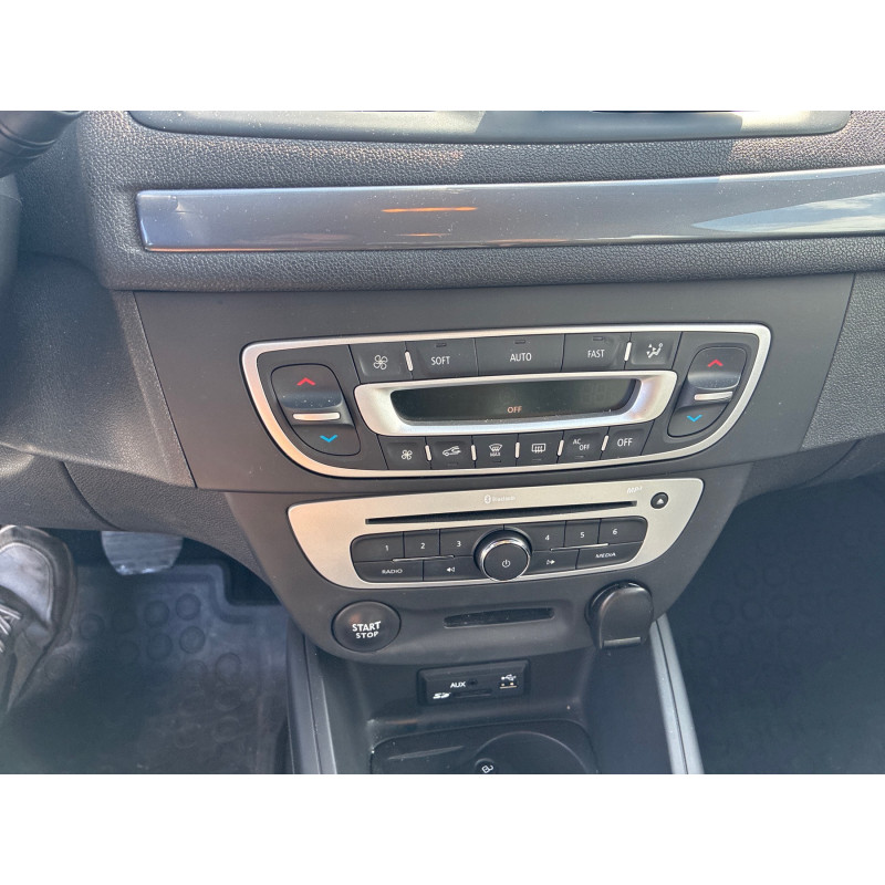RENAULT MEGANE 3 PHASE 3 1.5 DCI - 8V TURBO Photo n°27