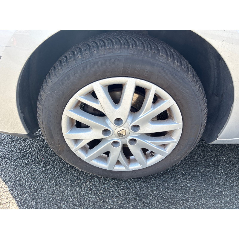 RENAULT MEGANE 3 PHASE 3 1.5 DCI - 8V TURBO Photo n°34