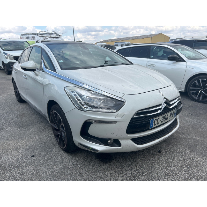 CITROEN DS5 PHASE 1 2.0 HDI - 16V TURBO Photo n°2