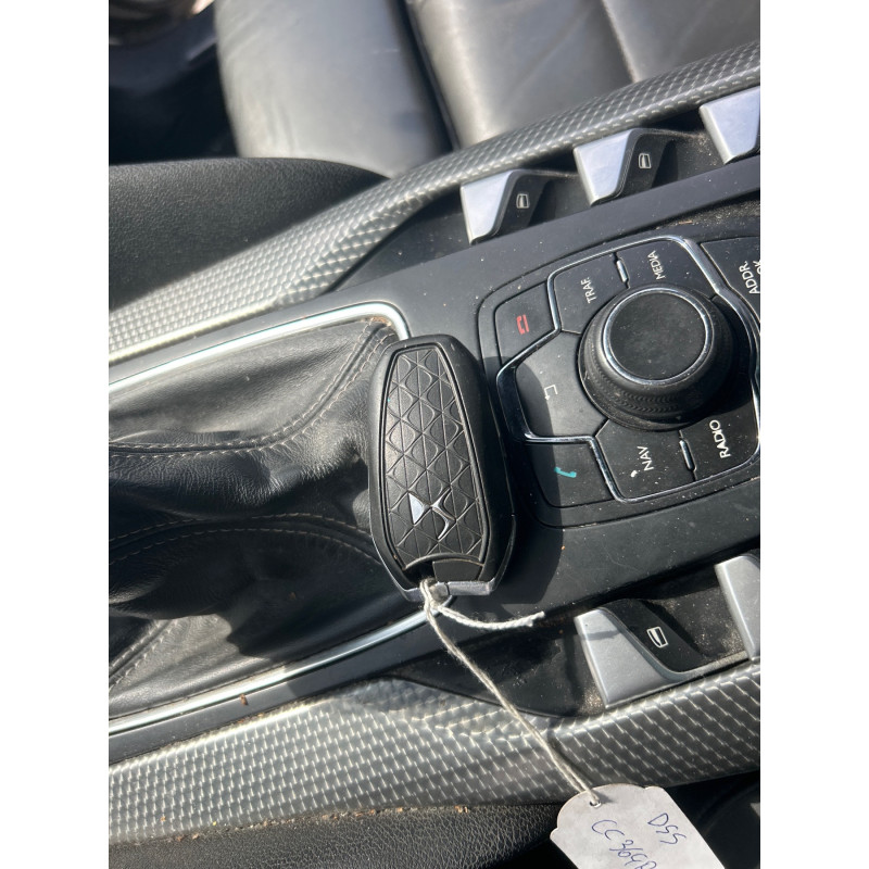 CITROEN DS5 PHASE 1 2.0 HDI - 16V TURBO Photo n°4