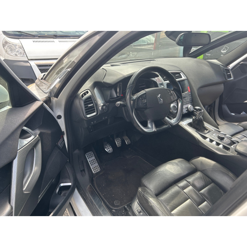 CITROEN DS5 PHASE 1 2.0 HDI - 16V TURBO Photo n°8