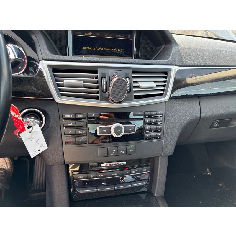 MERCEDES CLASSE E 212 PHASE 1 200 2.2 CDI BLUETEC - 16V TURBO Photo n°5