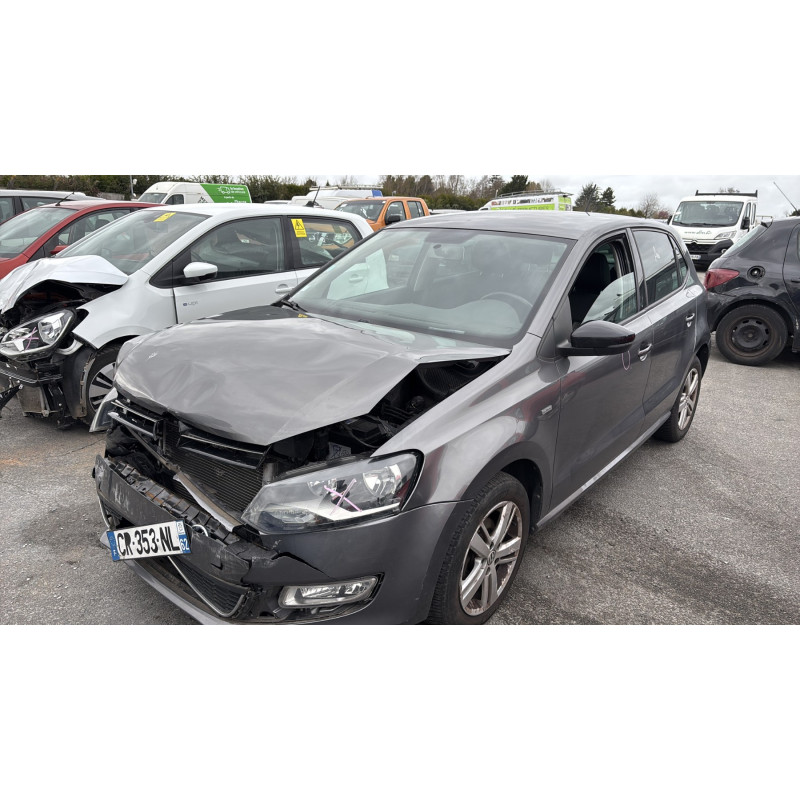 VOLKSWAGEN POLO 5 PHASE 1 1.6 TDI - 16V TURBO Photo n°1