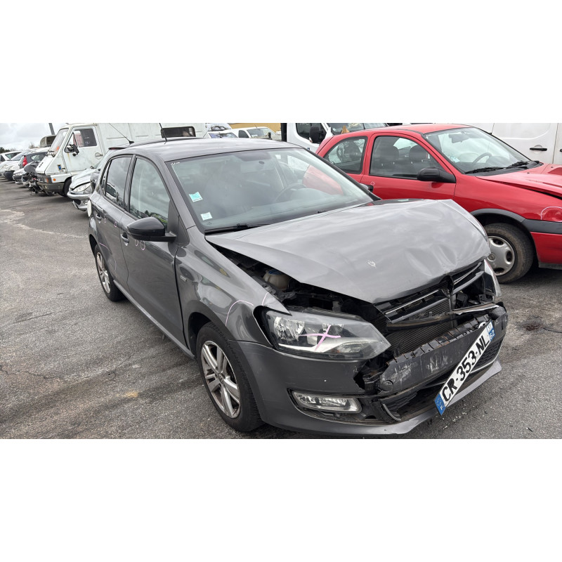 VOLKSWAGEN POLO 5 PHASE 1 1.6 TDI - 16V TURBO Photo n°2