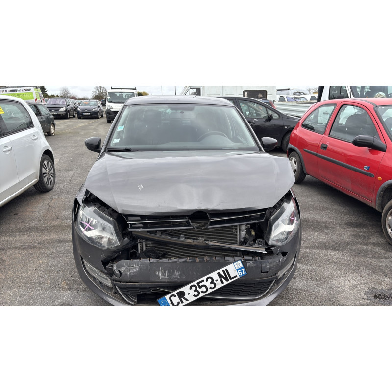 VOLKSWAGEN POLO 5 PHASE 1 1.6 TDI - 16V TURBO Photo n°7
