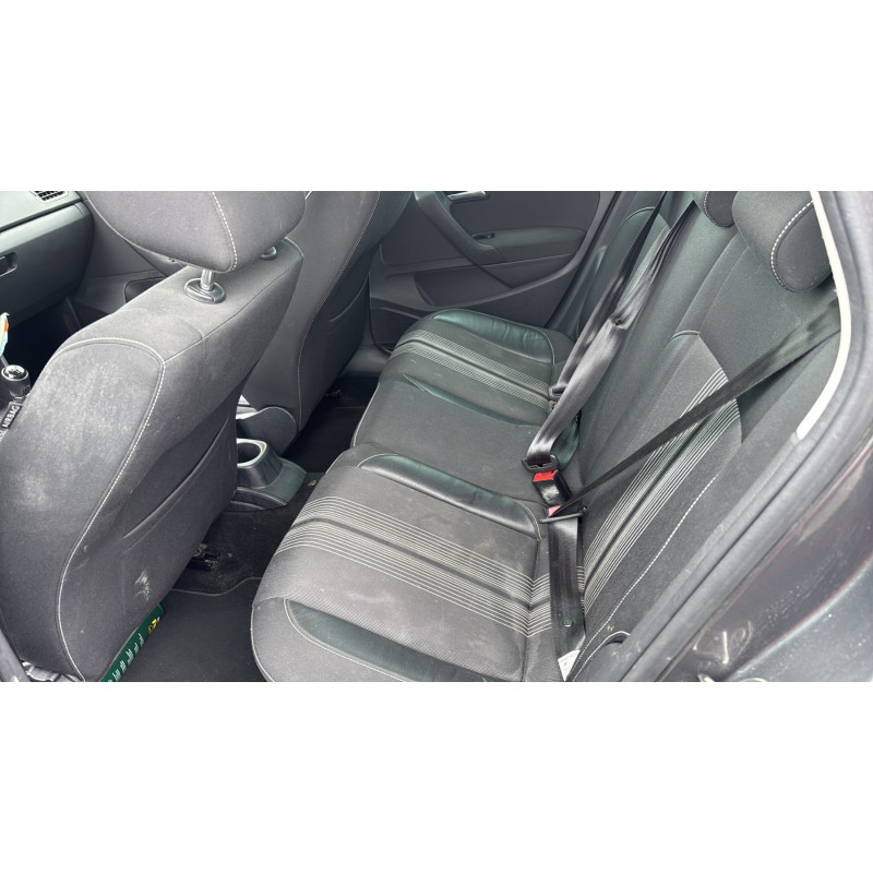 VOLKSWAGEN POLO 5 PHASE 1 1.6 TDI - 16V TURBO Photo n°14