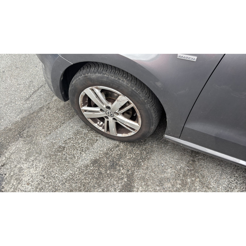 VOLKSWAGEN POLO 5 PHASE 1 1.6 TDI - 16V TURBO Photo n°23