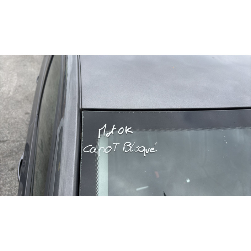 VOLKSWAGEN POLO 5 PHASE 1 1.6 TDI - 16V TURBO Photo n°24