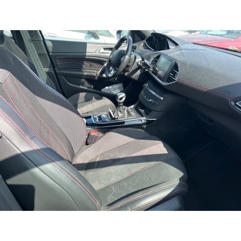 PEUGEOT 308 2 PHASE 1 1.2 PURETECH - 12V TURBO Photo n°17