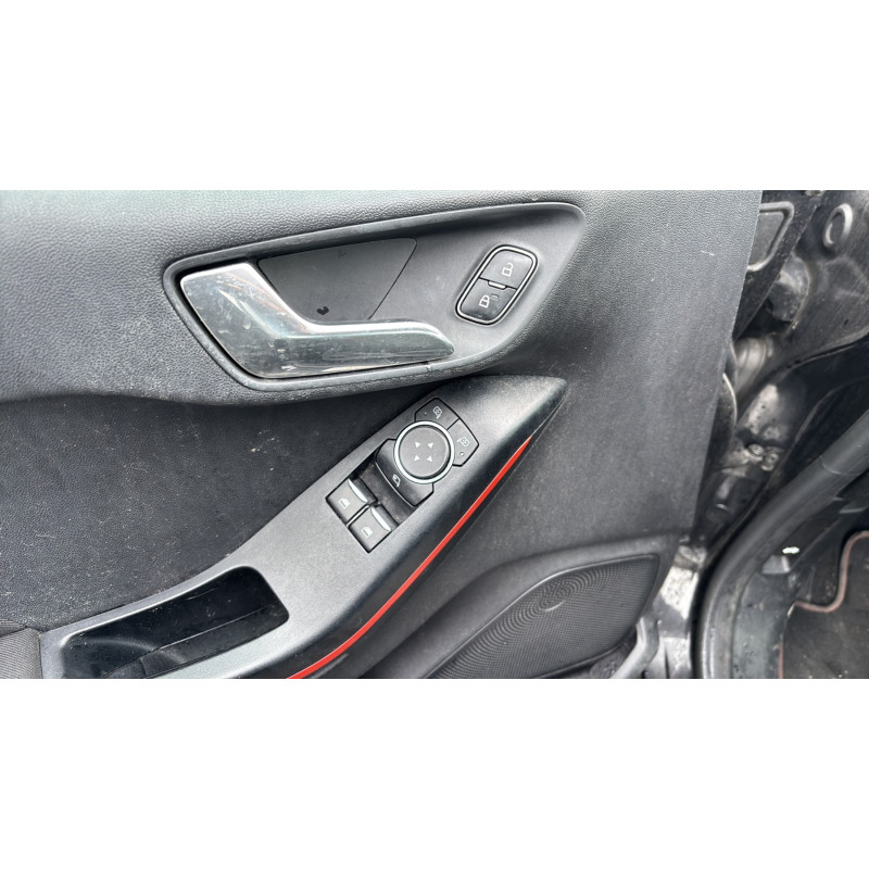 Boitier UCH FORD FIESTA 7 Photo n°19