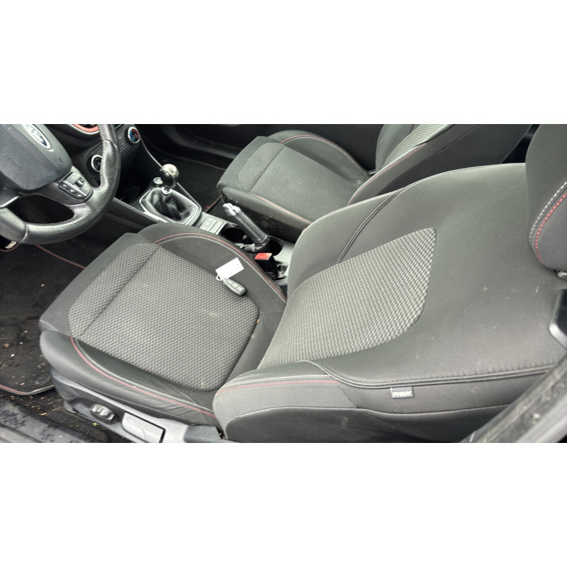 Boitier UCH FORD FIESTA 7 Photo n°20