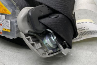 Pretensionneur de ceinture avant droit SUZUKI SWIFT 3