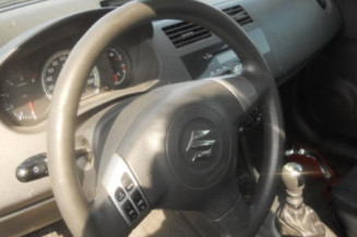 Bras essuie glace arriere SUZUKI SWIFT 3